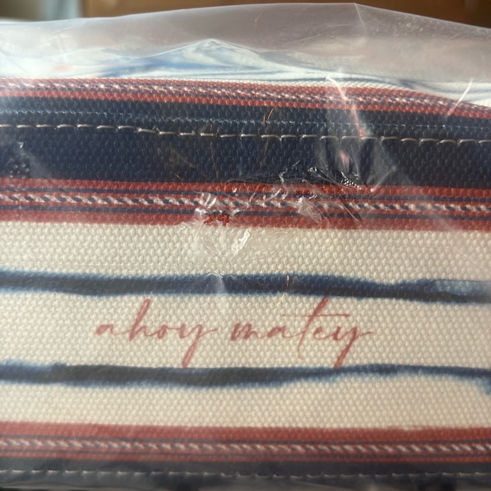 🦀🏖️🦀 BRIGHTON AHOY MATEY MINI TOTE 🦀🏖️🦀  NWT 🦀🏖️🦀 - Picture 15 of 16